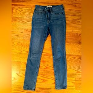 Madewell size 26 - medium wash
